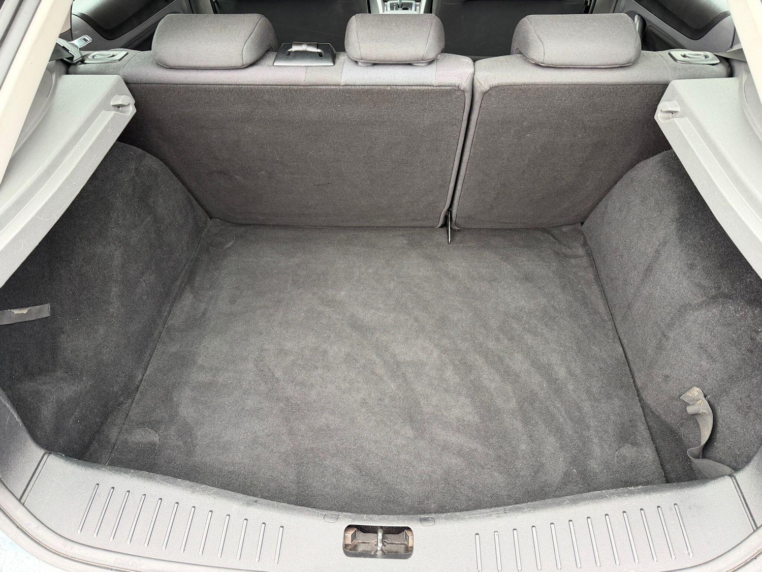 Used Ford Focus 2010 for sale - 77479453: Photo 11