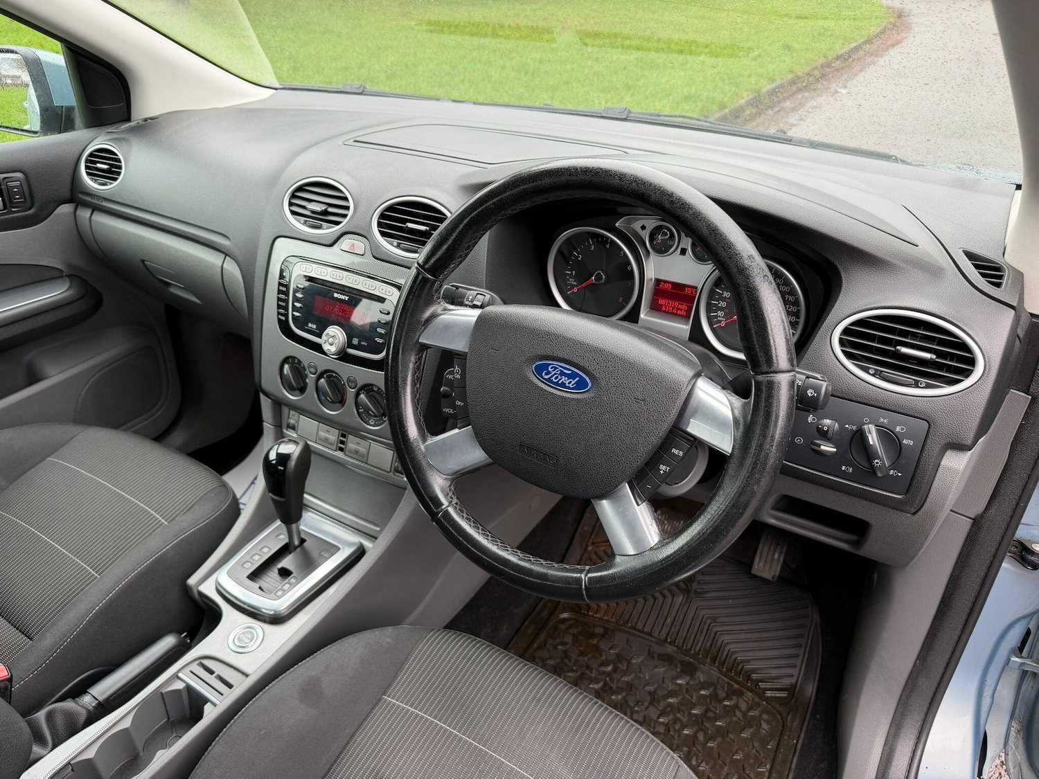 Used Ford Focus 2010 for sale - 77479453: Photo 17