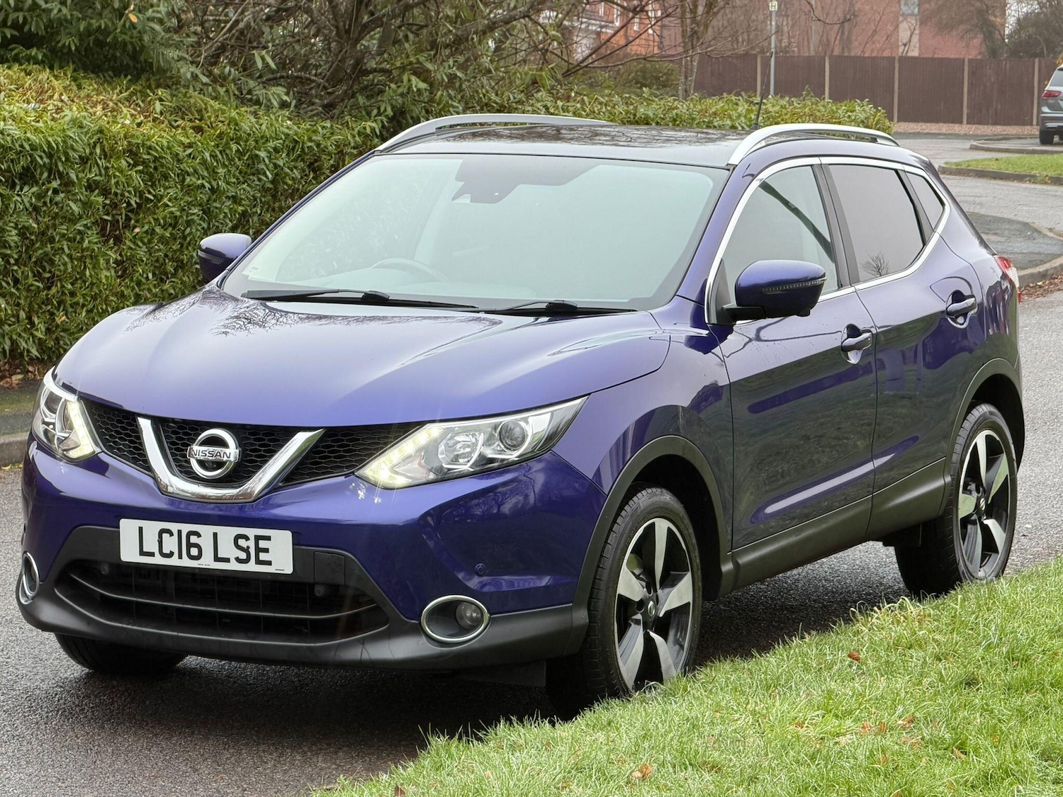 Used Nissan Qashqai for sale - 77214973: Photo 2