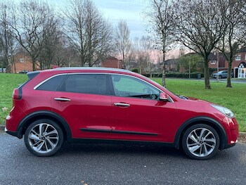 Used Kia Niro 2016 for sale - 77214798: Photo