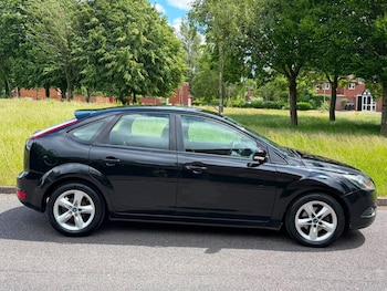 Used Ford Focus 2010 for sale - 78855401: Photo