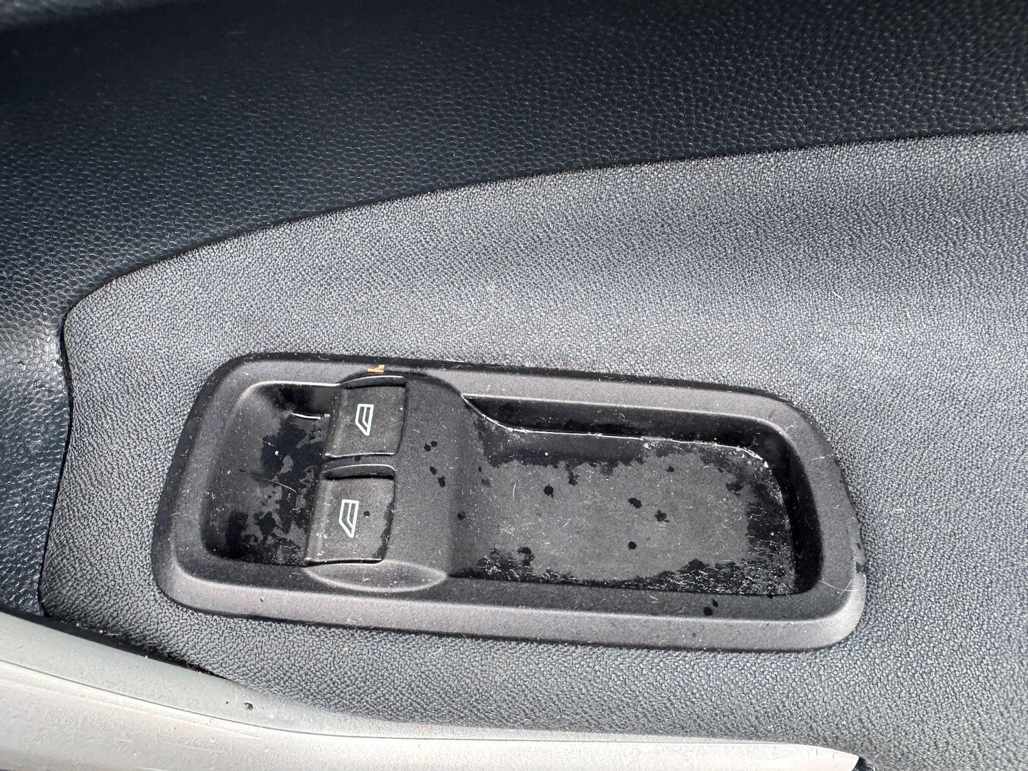 Used Ford Fiesta 2011 for sale - 77344119: Photo 28