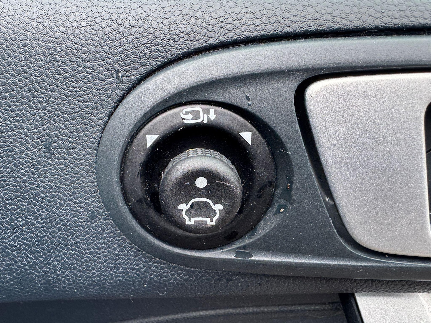 Used Ford Fiesta 2011 for sale - 77344119: Photo 31