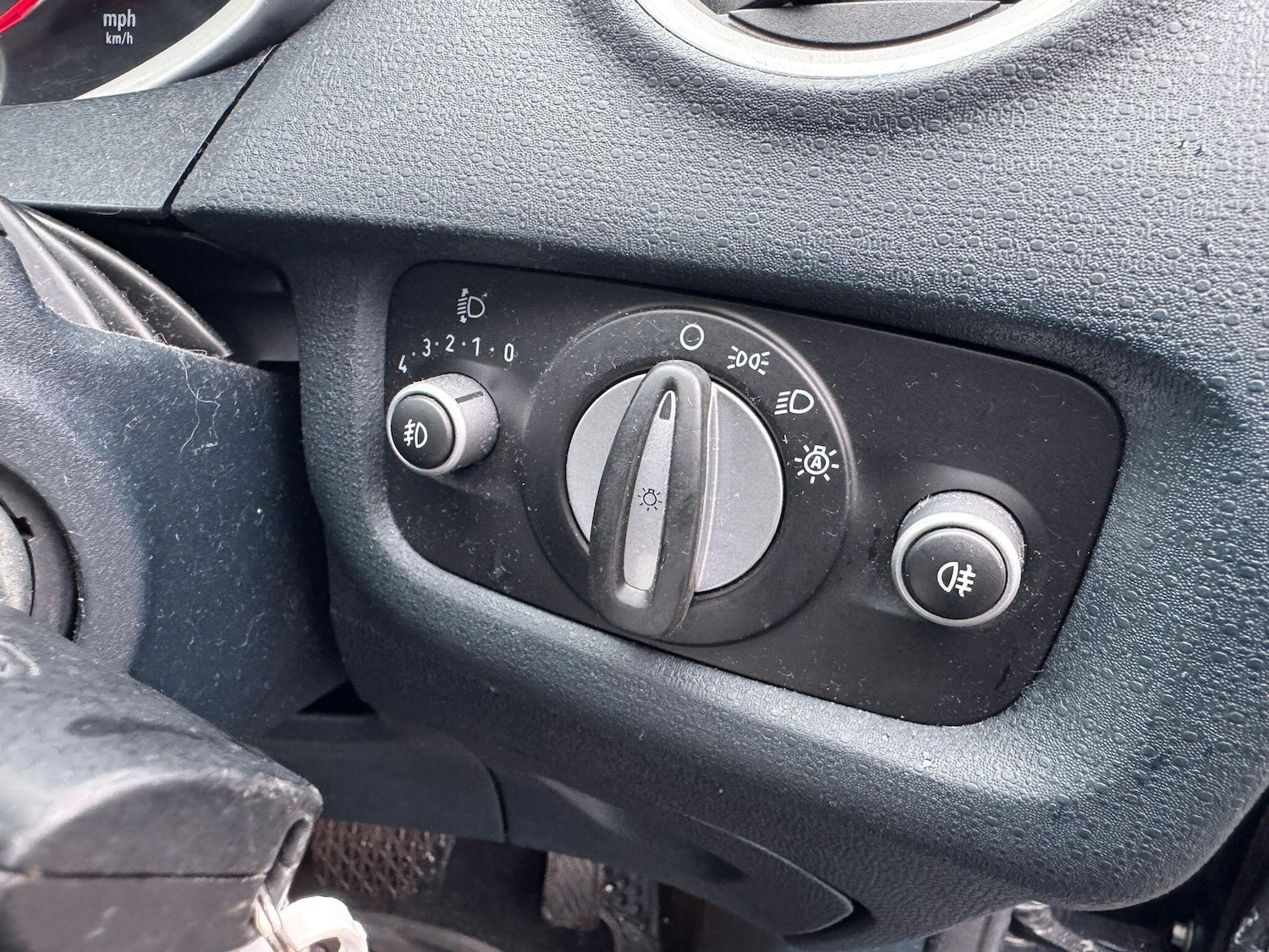 Used Ford Fiesta 2011 for sale - 77344119: Photo 32