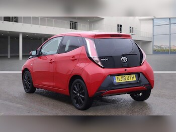 Used Toyota AYGO 2018 for sale - 77537432: Photo