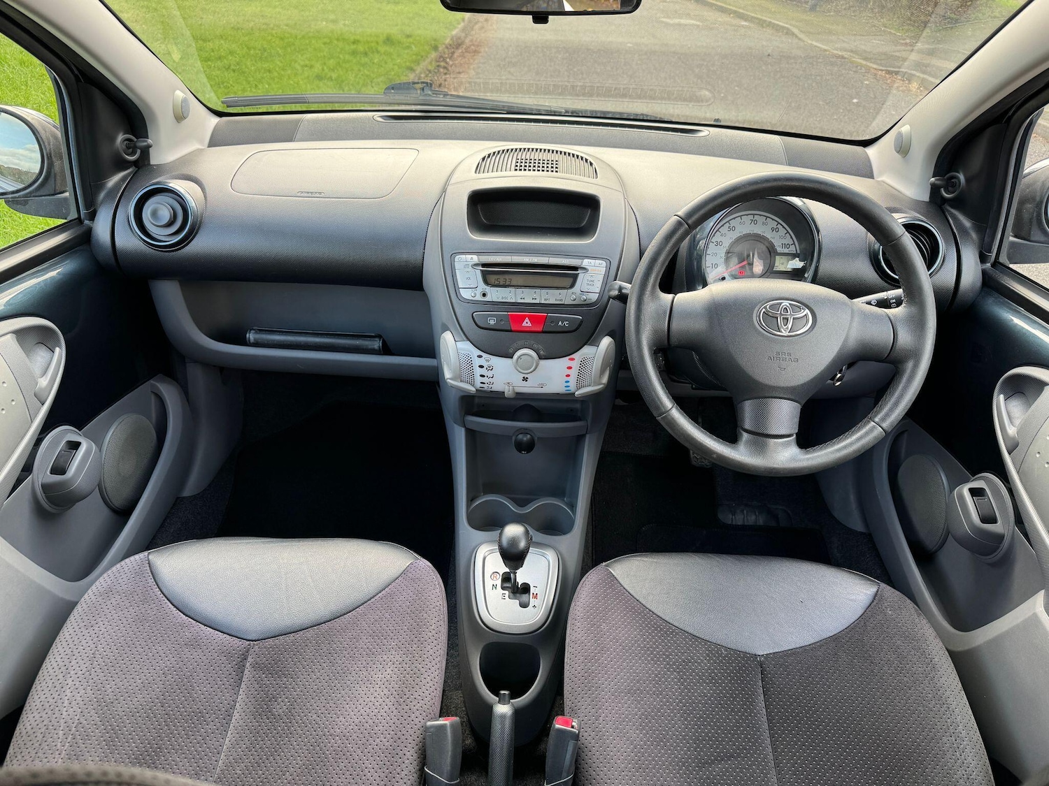 Used Toyota AYGO 2011 for sale - 77671043: Photo 11