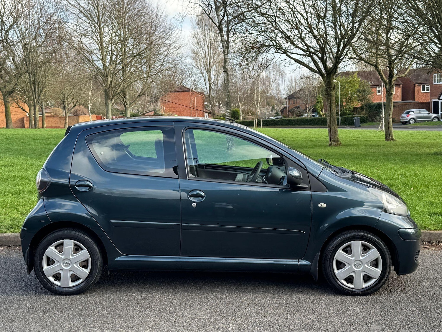 Used Toyota AYGO 2011 for sale - 77671043: Photo 4