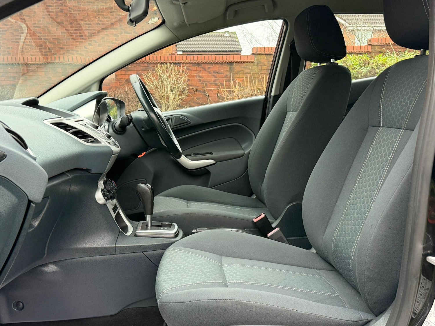 Used Ford Fiesta 2011 for sale - 77214779: Photo 20