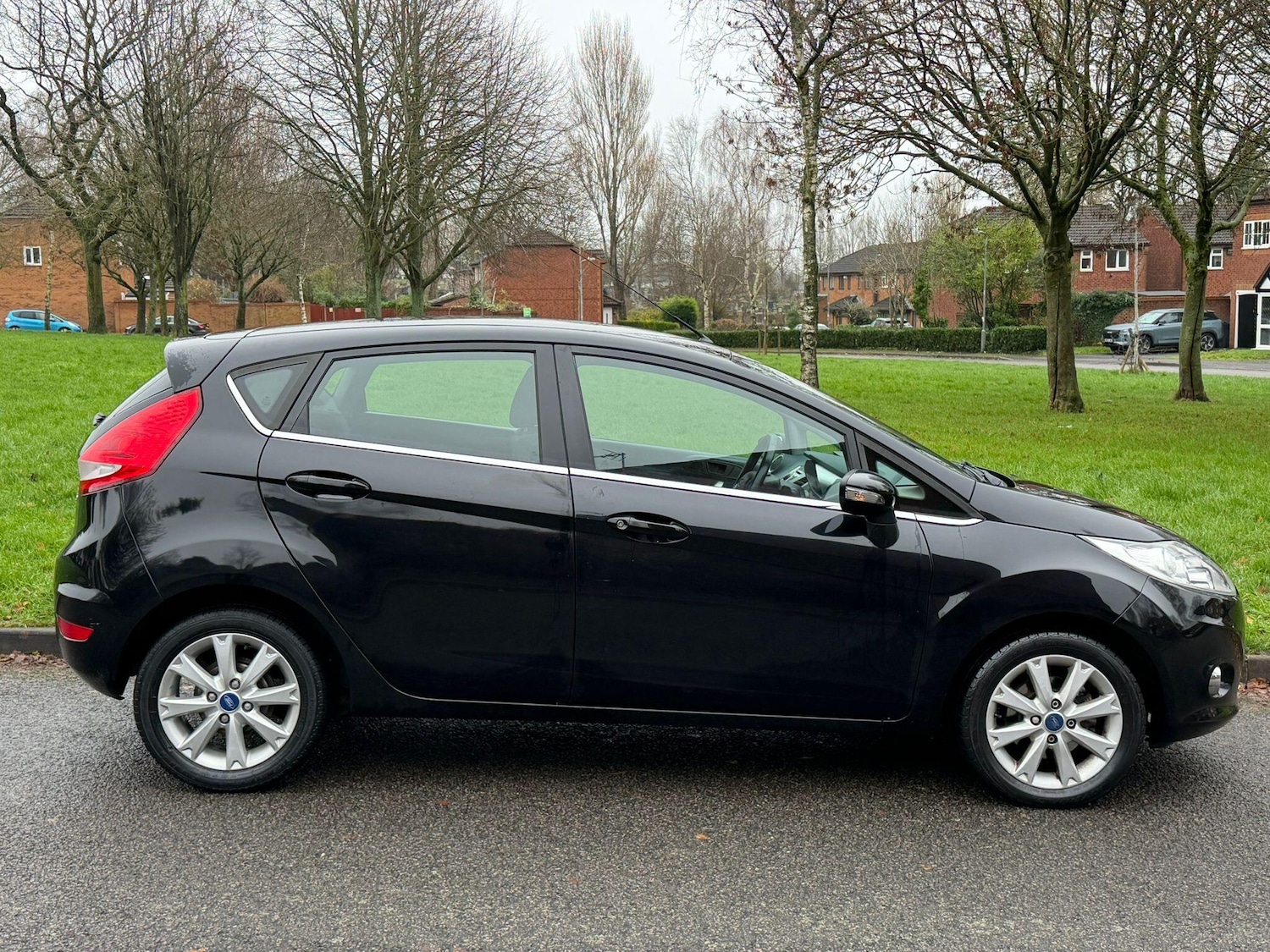 Used Ford Fiesta 2011 for sale - 77214779: Photo 4