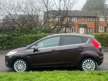 Used Ford Fiesta 2009 for sale - 77242411: Photo