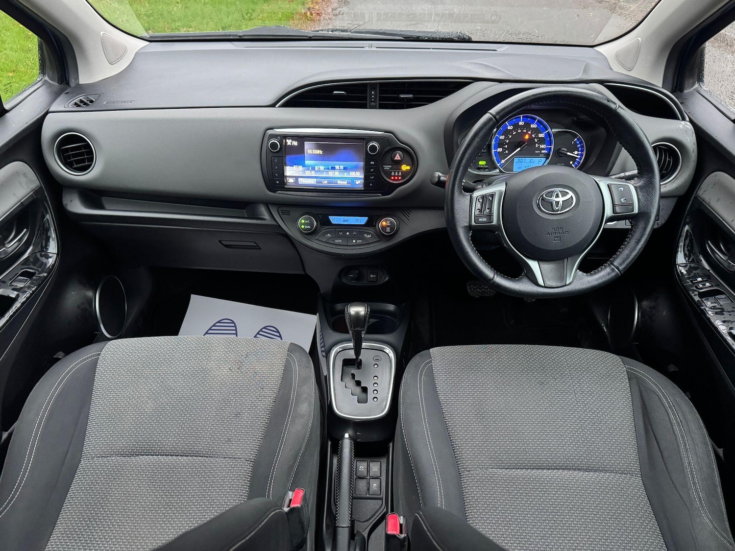 Used Toyota Yaris 2015 for sale - 77215810: Photo 12