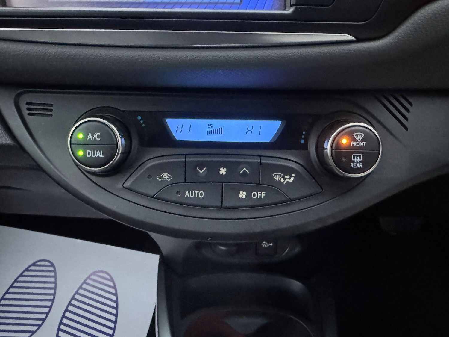 Used Toyota Yaris 2015 for sale - 77215810: Photo 20