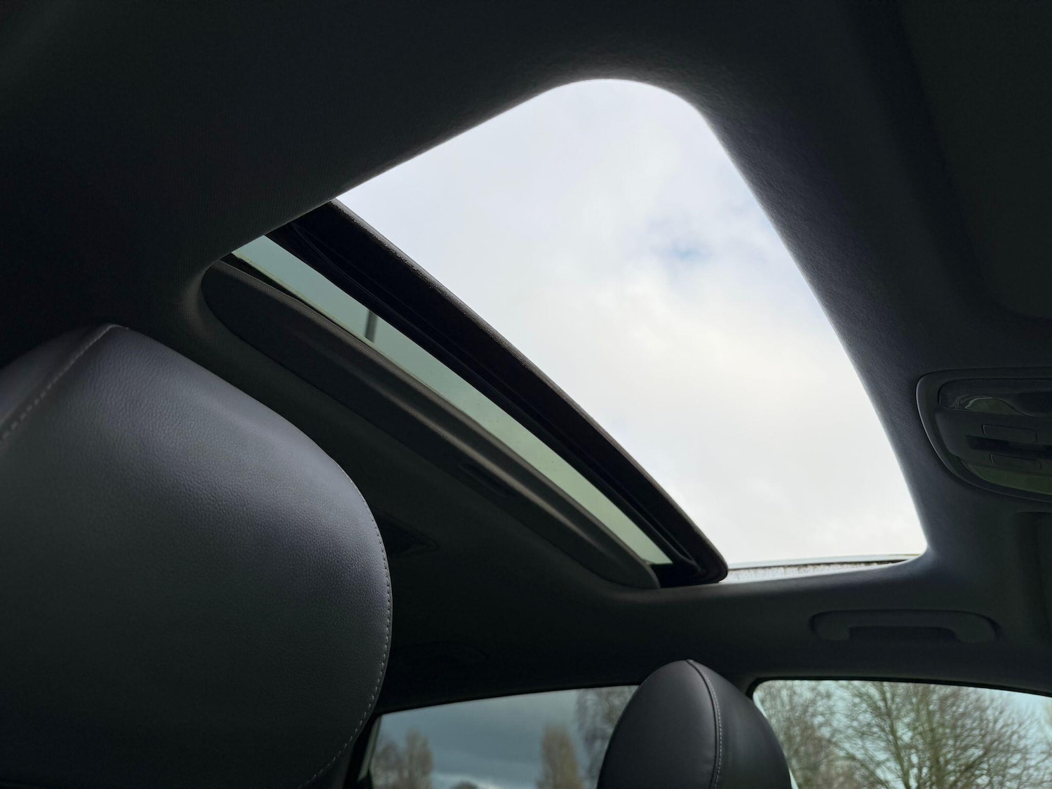 Used Kia Niro 2017 for sale - 77440390: Photo 30