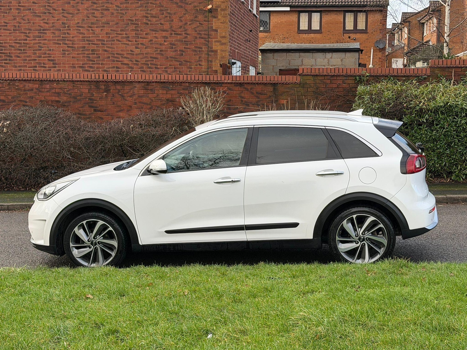 Used Kia Niro 2017 for sale - 77440390: Photo 4