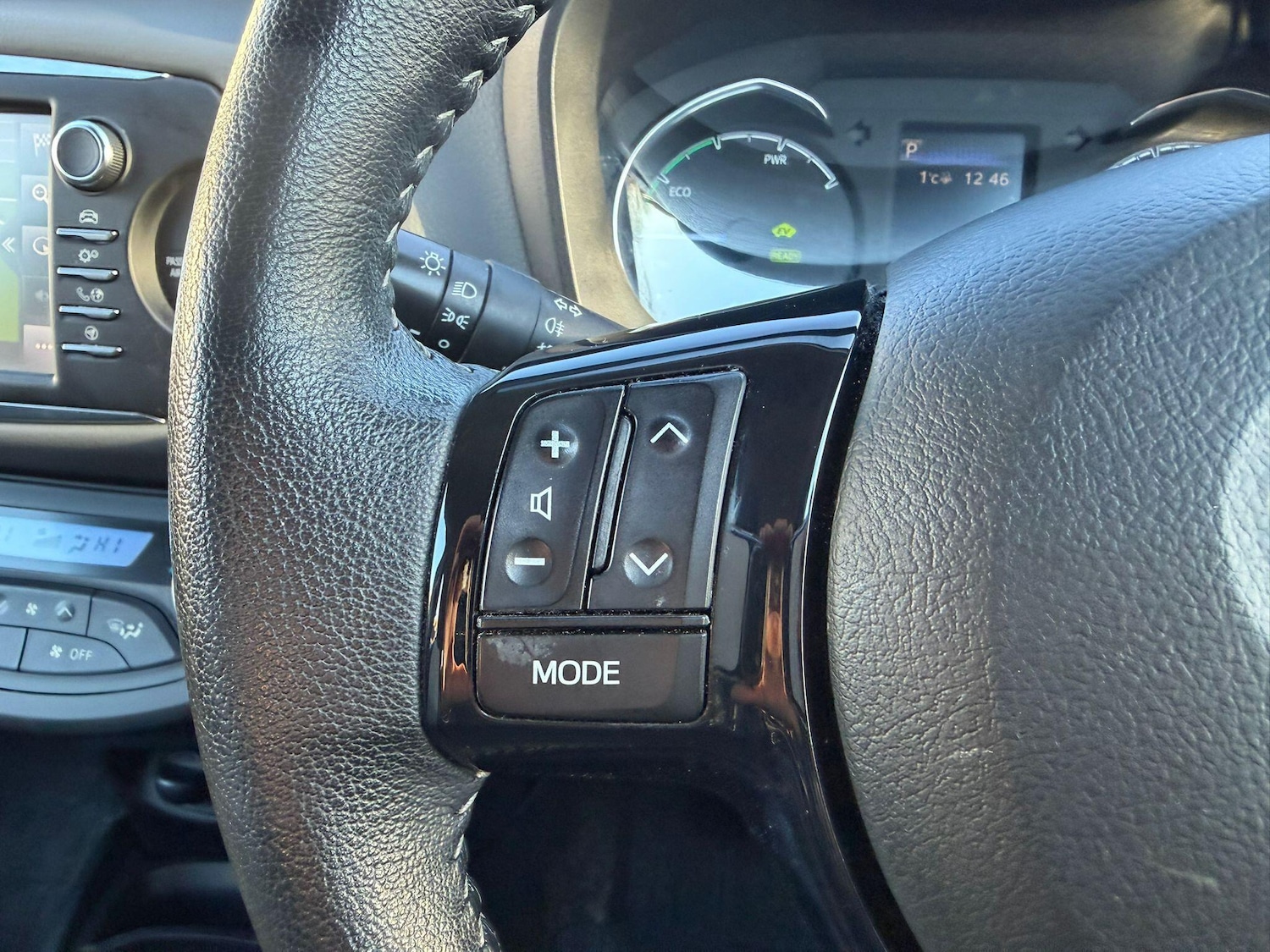 Used Toyota Yaris 2018 for sale - 77395989: Photo 14