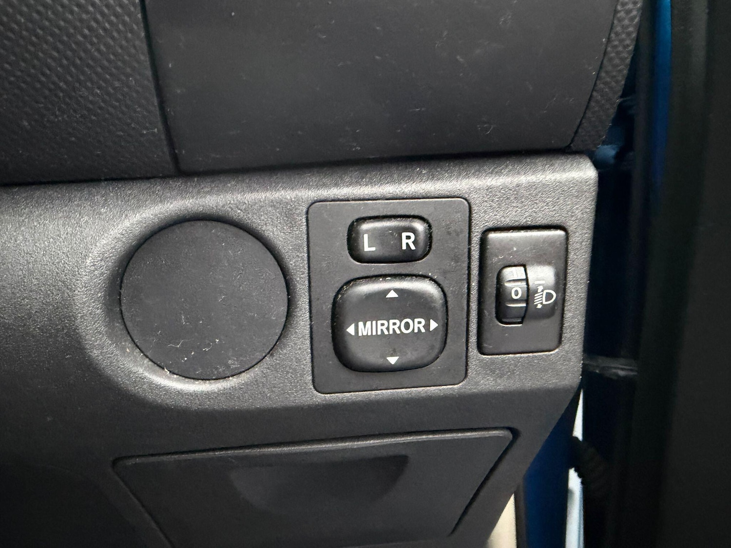 Used Toyota Yaris for sale - 77216263: Photo 24