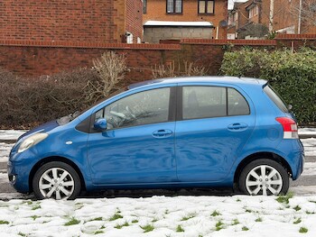 Used Toyota Yaris 2011 for sale - 77216263: Photo