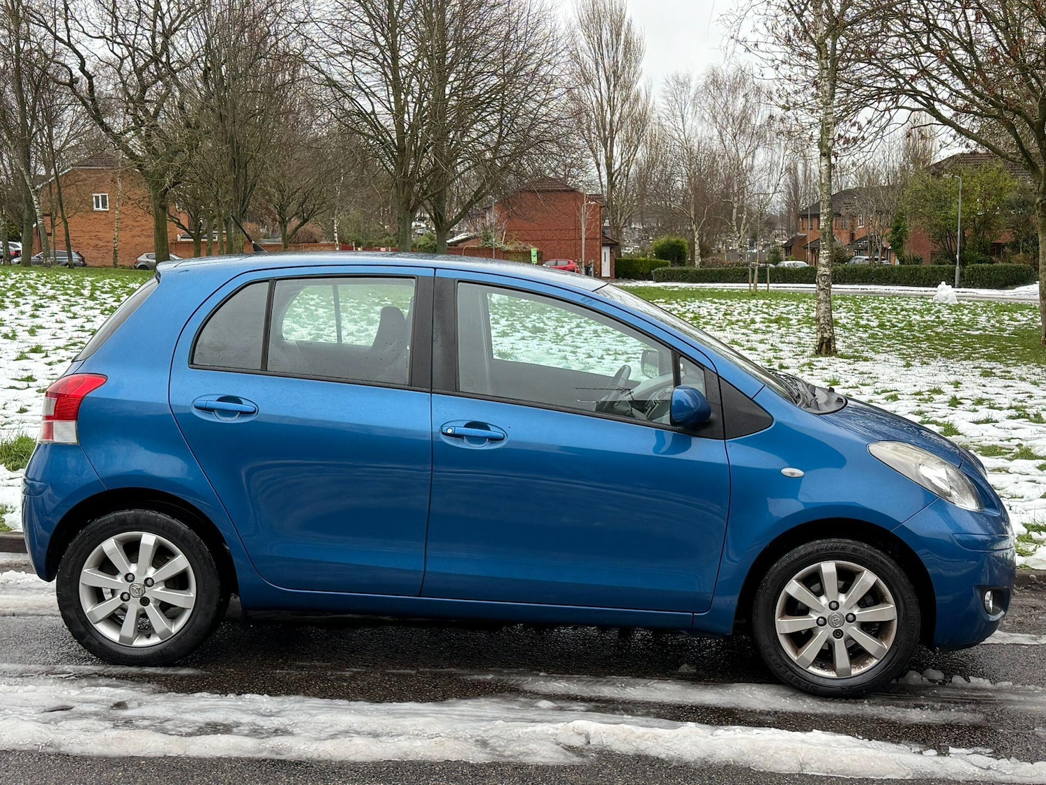 Used Toyota Yaris for sale - 77216263: Photo 5