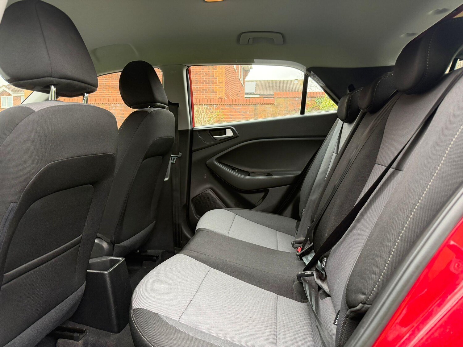 Used Hyundai i20 2017 for sale - 78215718: Photo 26