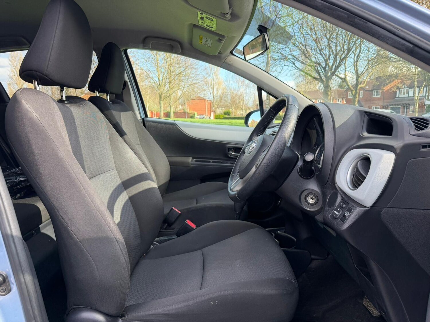 Used Toyota Yaris 2013 for sale - 78215695: Photo 21