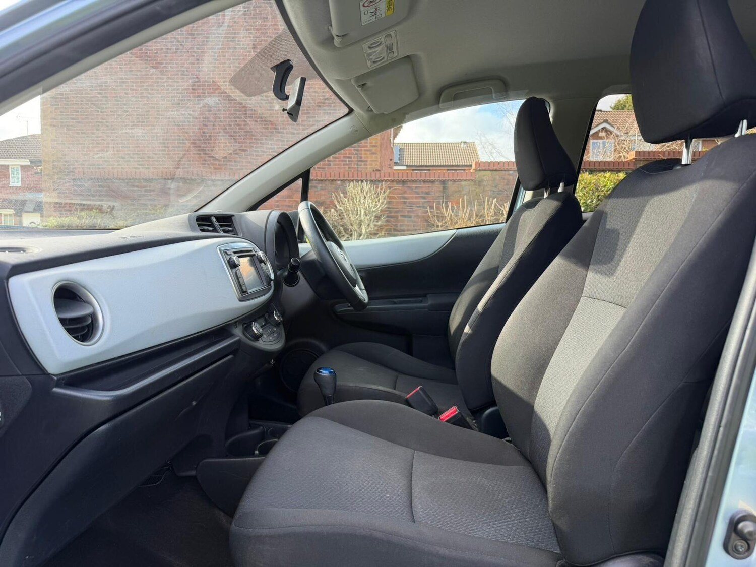 Used Toyota Yaris 2013 for sale - 78215695: Photo 24