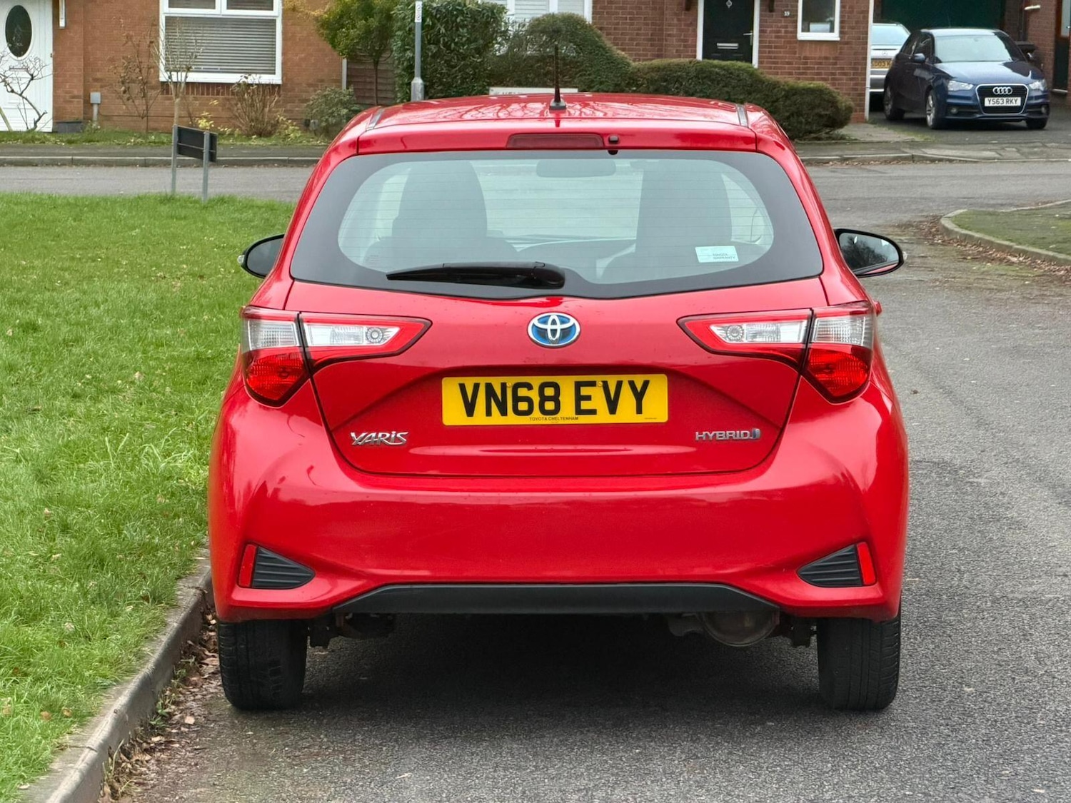 Used Toyota Yaris 2018 for sale - 77215451: Photo 10