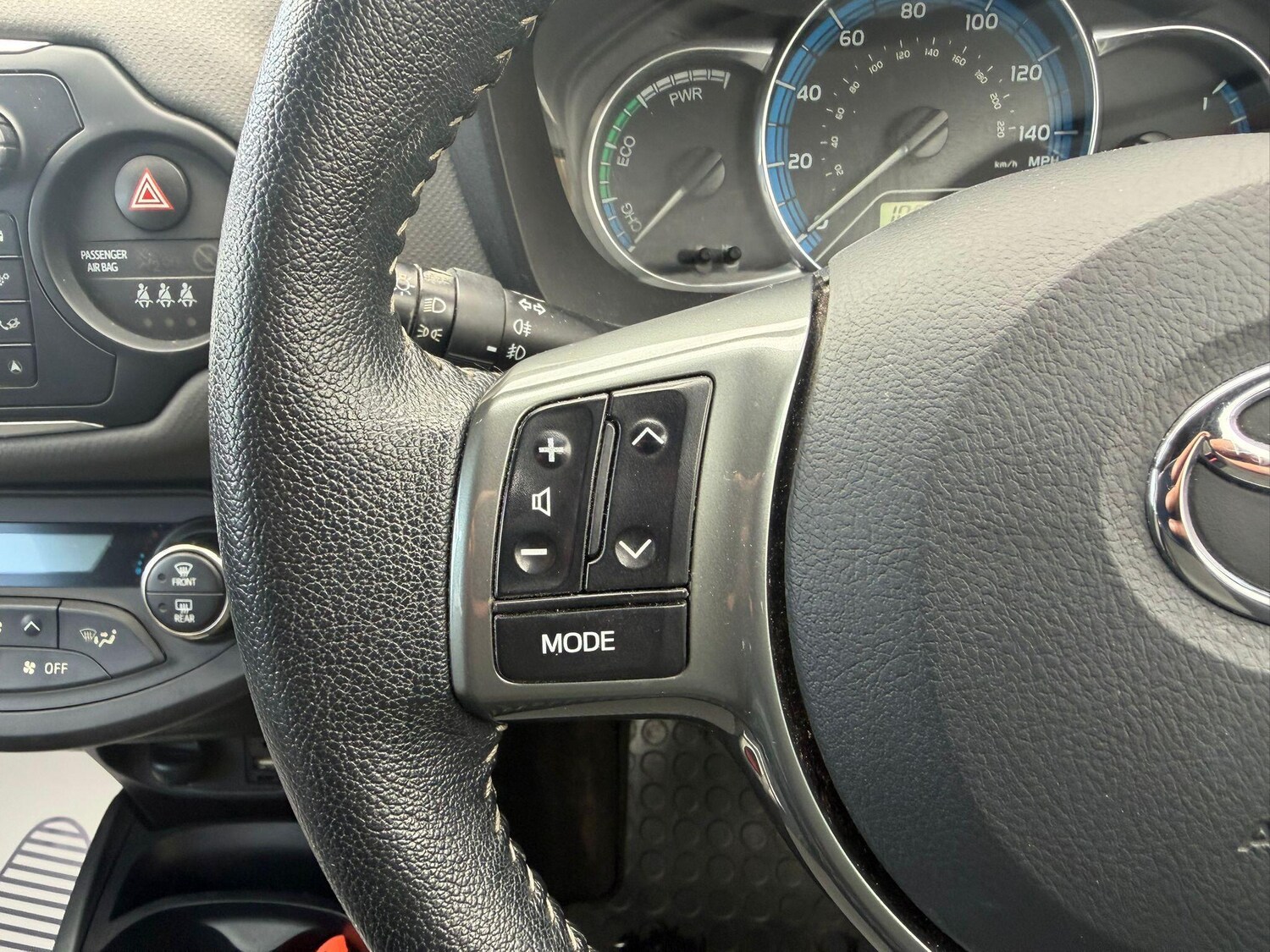 Used Toyota Yaris 2015 for sale - 78215723: Photo 22