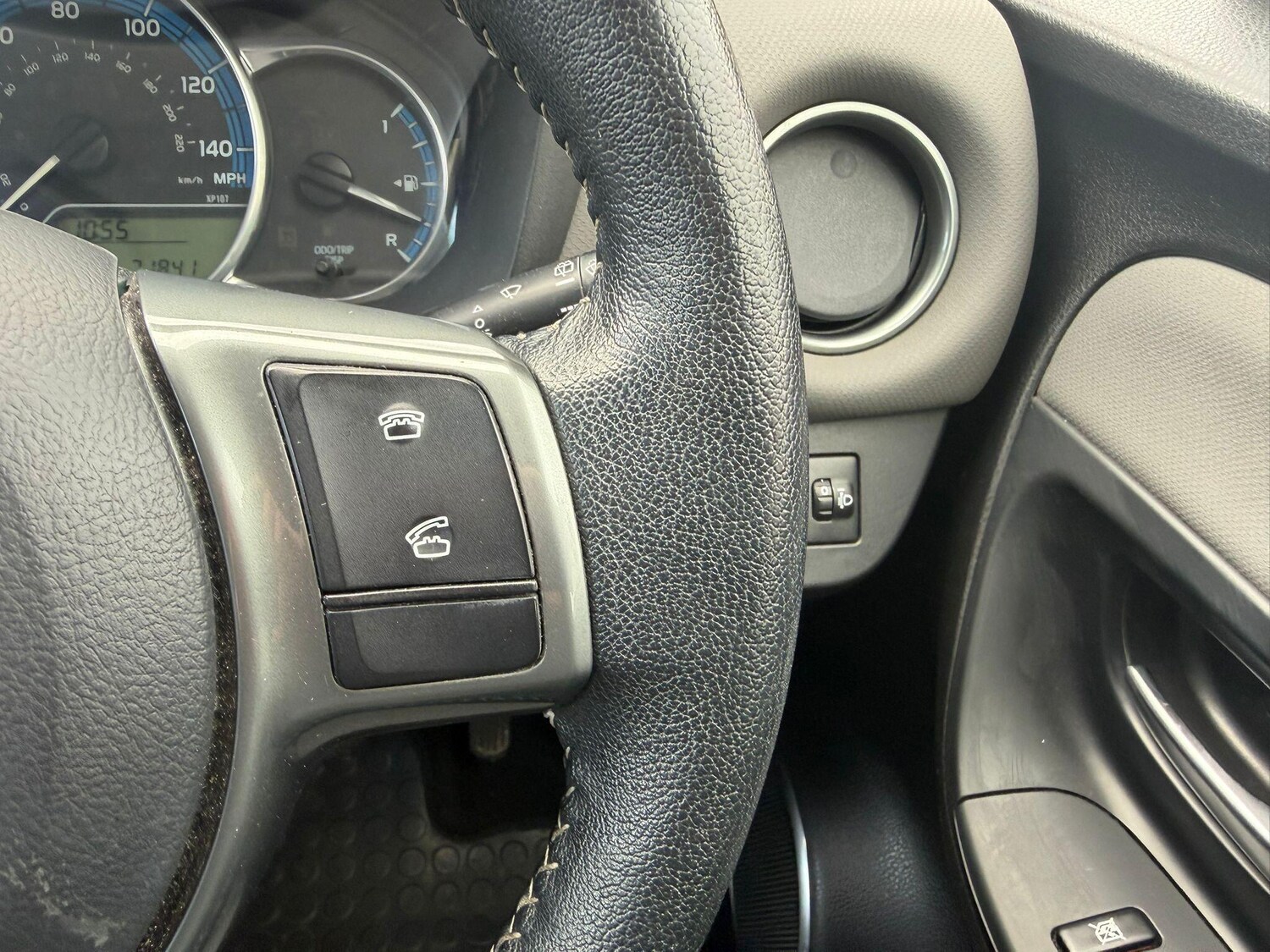 Used Toyota Yaris 2015 for sale - 78215723: Photo 23