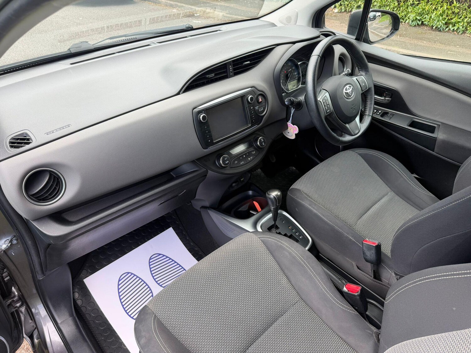 Used Toyota Yaris 2015 for sale - 78215723: Photo 27