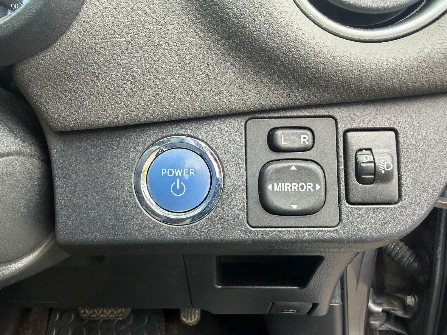 Used Toyota Yaris 2015 for sale - 78215723: Photo 30