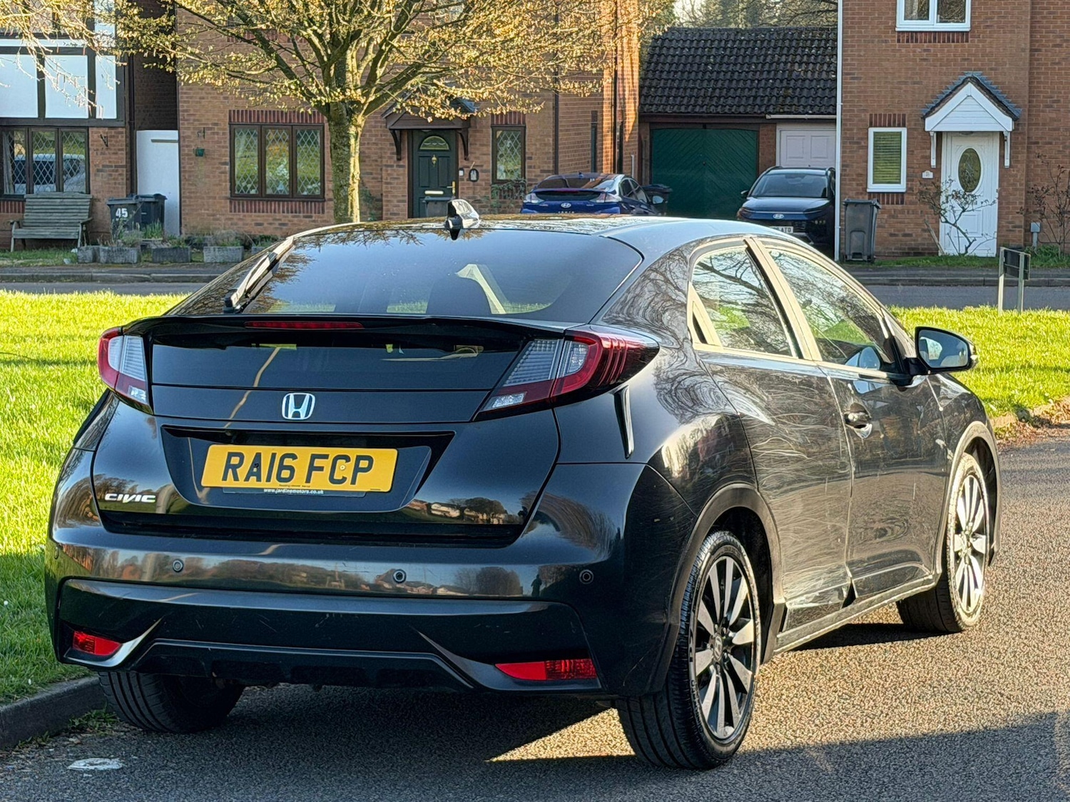 Used Honda Civic 2016 for sale - 77925610: Photo 7