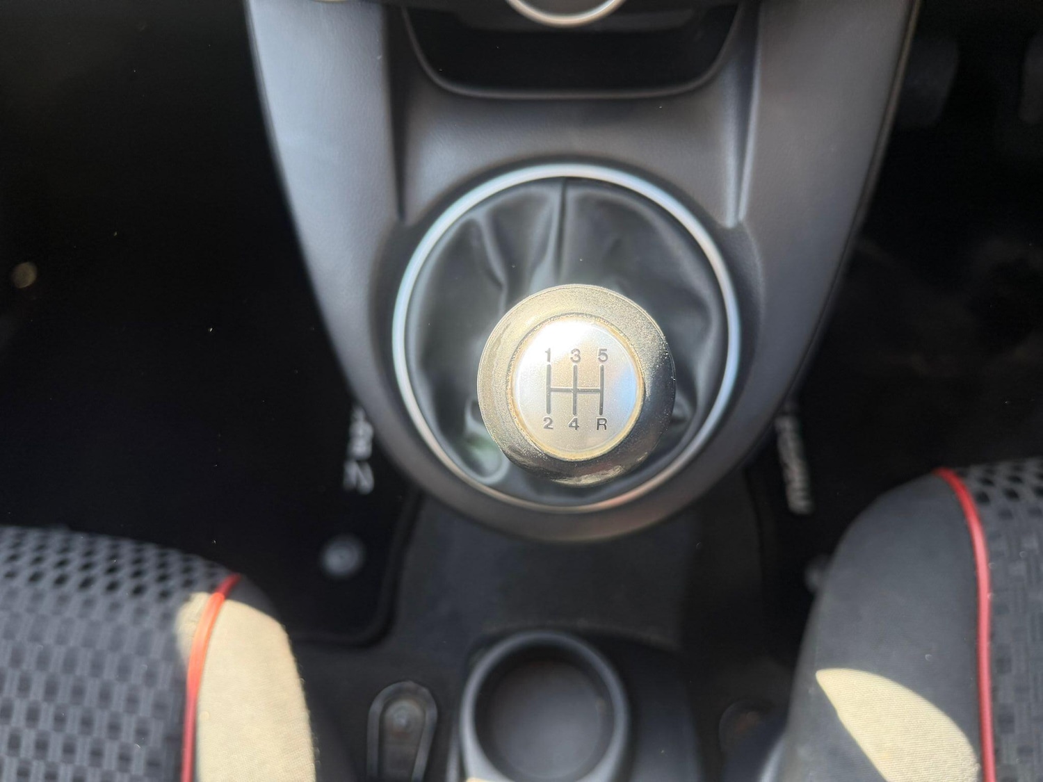 Used Mazda Mazda2 2011 for sale - 78215715: Photo 16