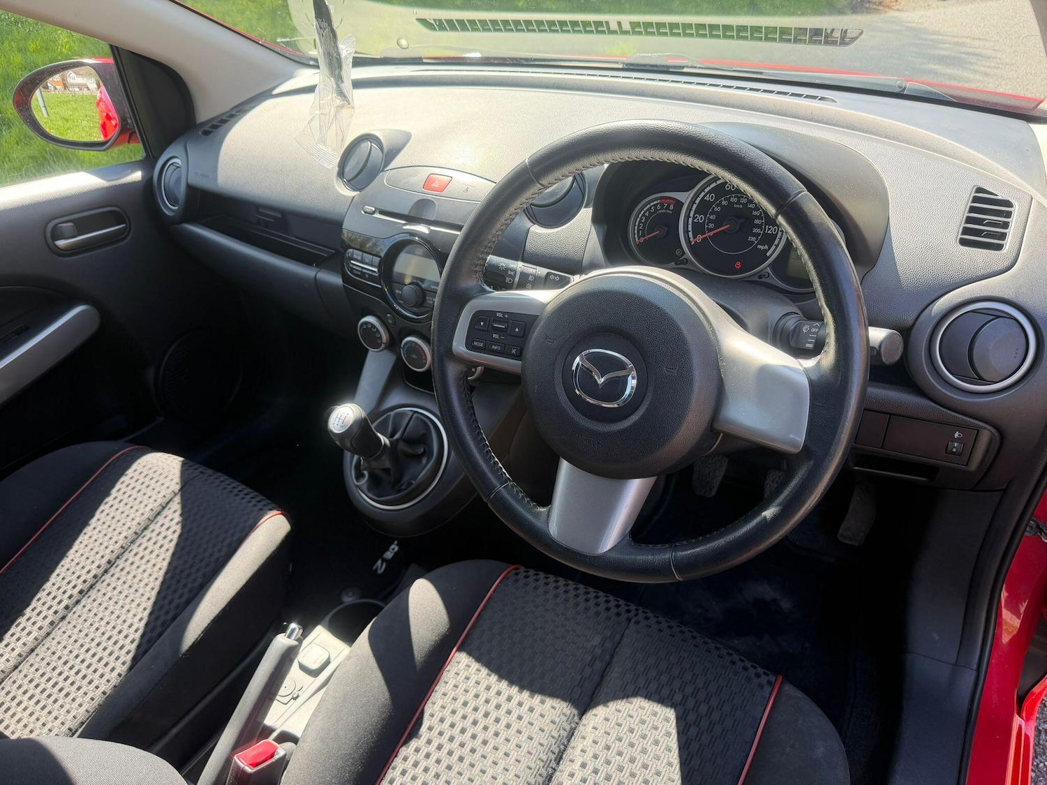 Used Mazda Mazda2 2011 for sale - 78215715: Photo 18