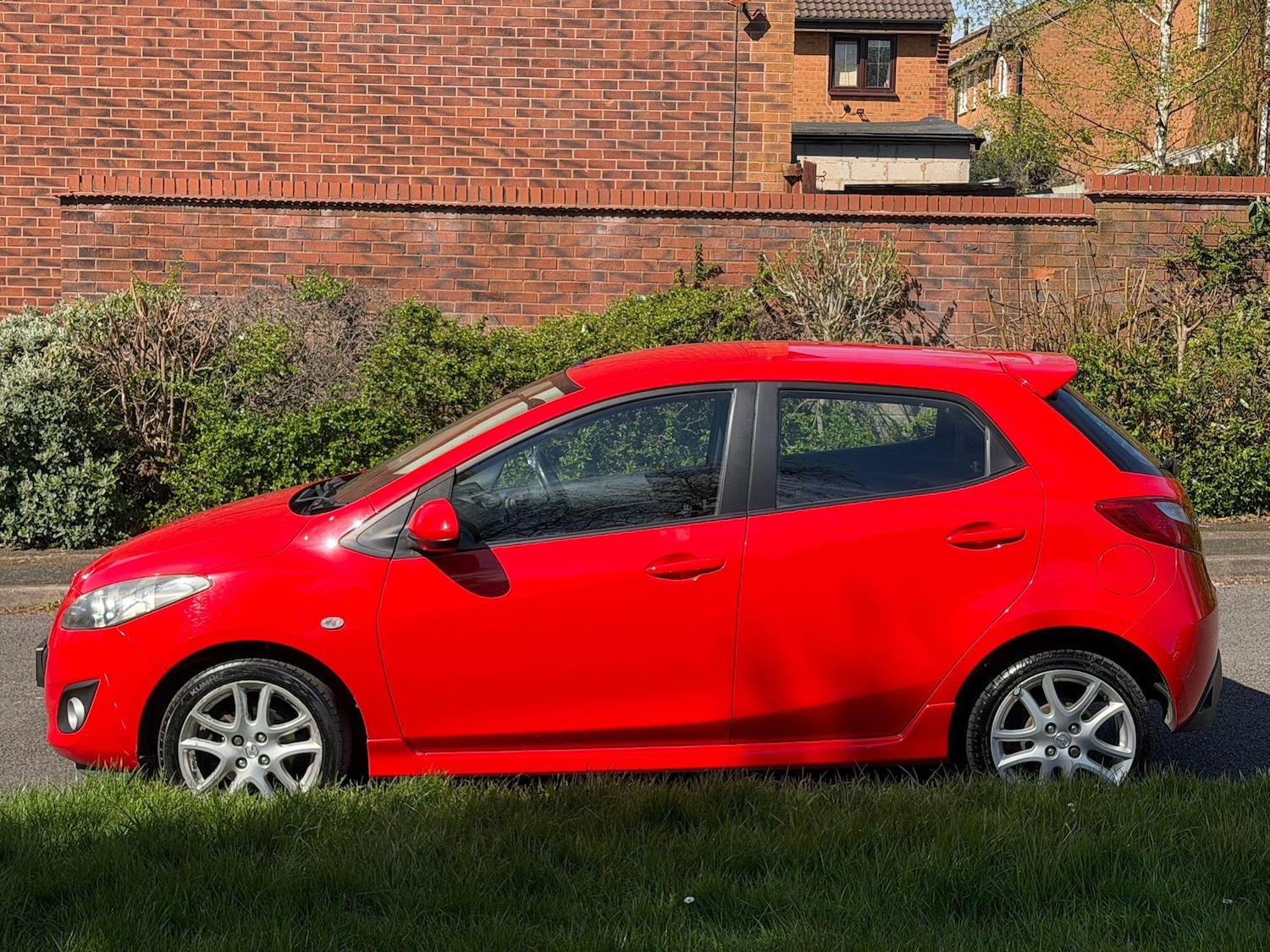 Used Mazda Mazda2 2011 for sale - 78215715: Photo 5