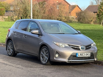 Toyota Auris feature image