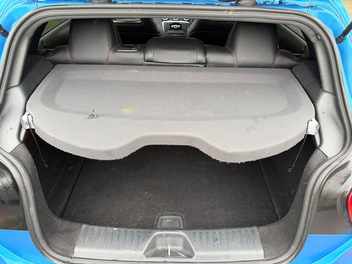 Used Mercedes-Benz A-Class 2014 for sale - 77793687: Photo 11