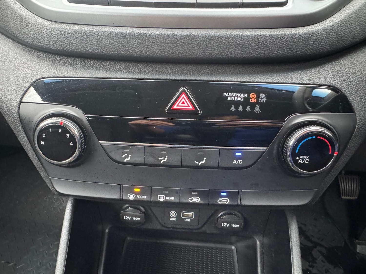 Used Hyundai TUCSON for sale - 77215990: Photo 24