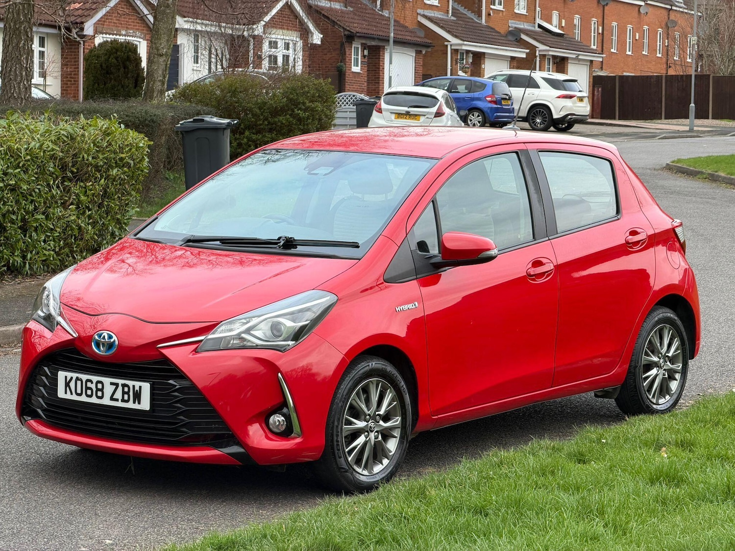 Used Toyota Yaris for sale - 77738559: Photo 2