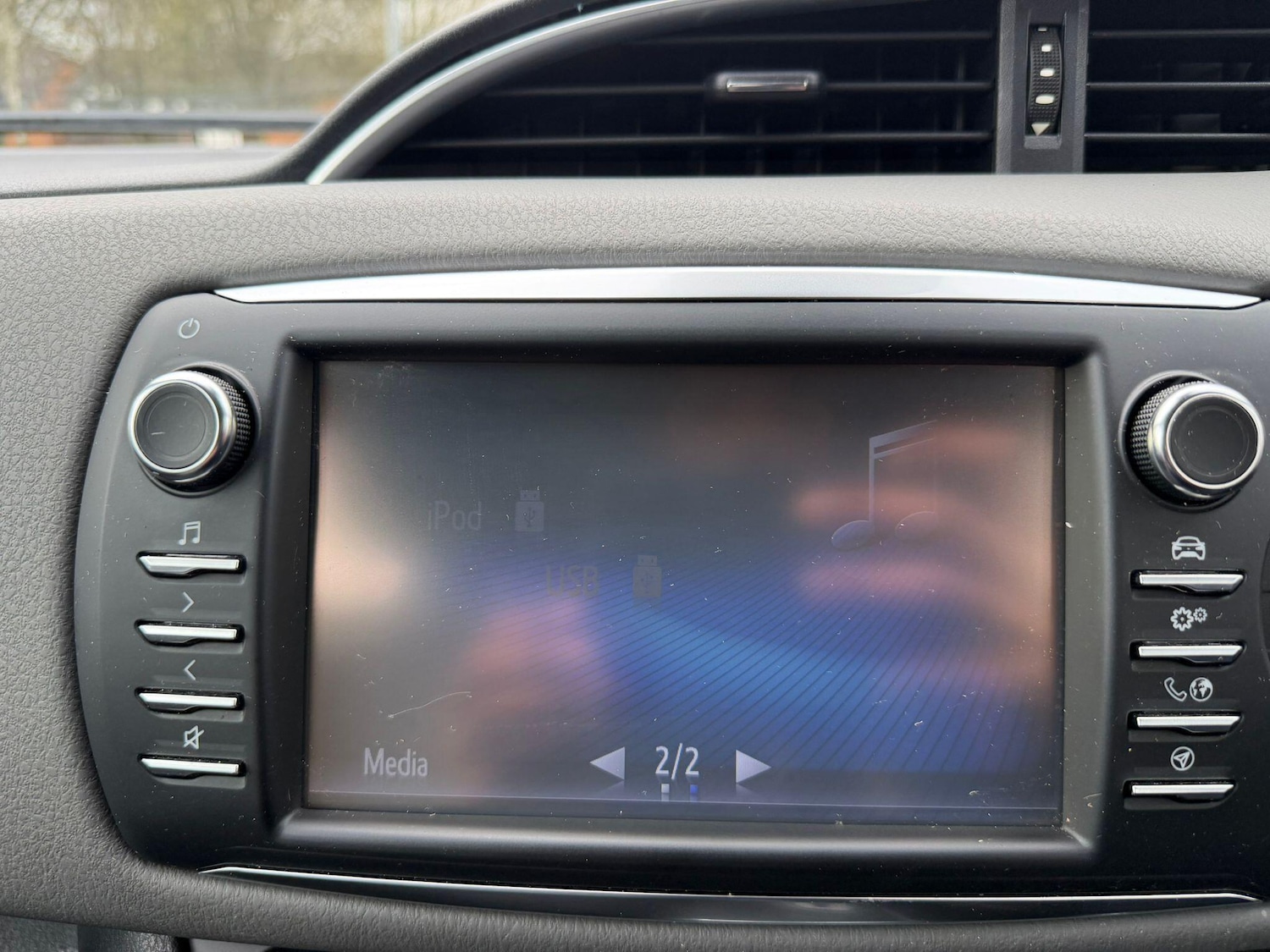 Used Toyota Yaris for sale - 77738559: Photo 23