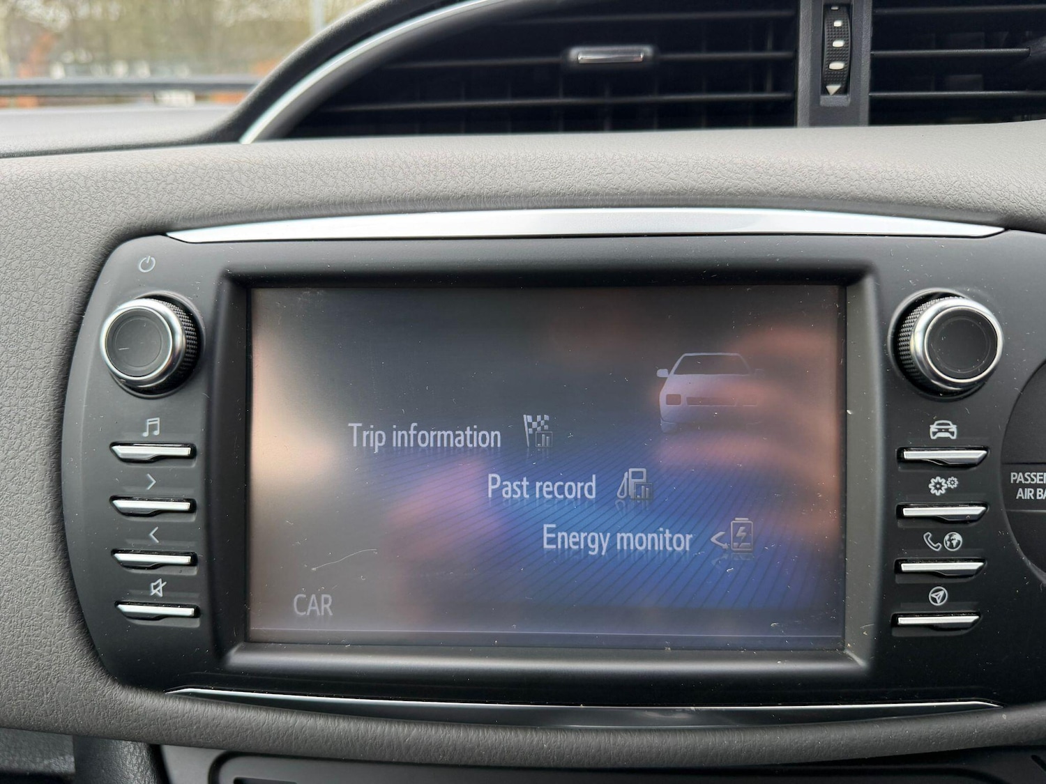 Used Toyota Yaris for sale - 77738559: Photo 24