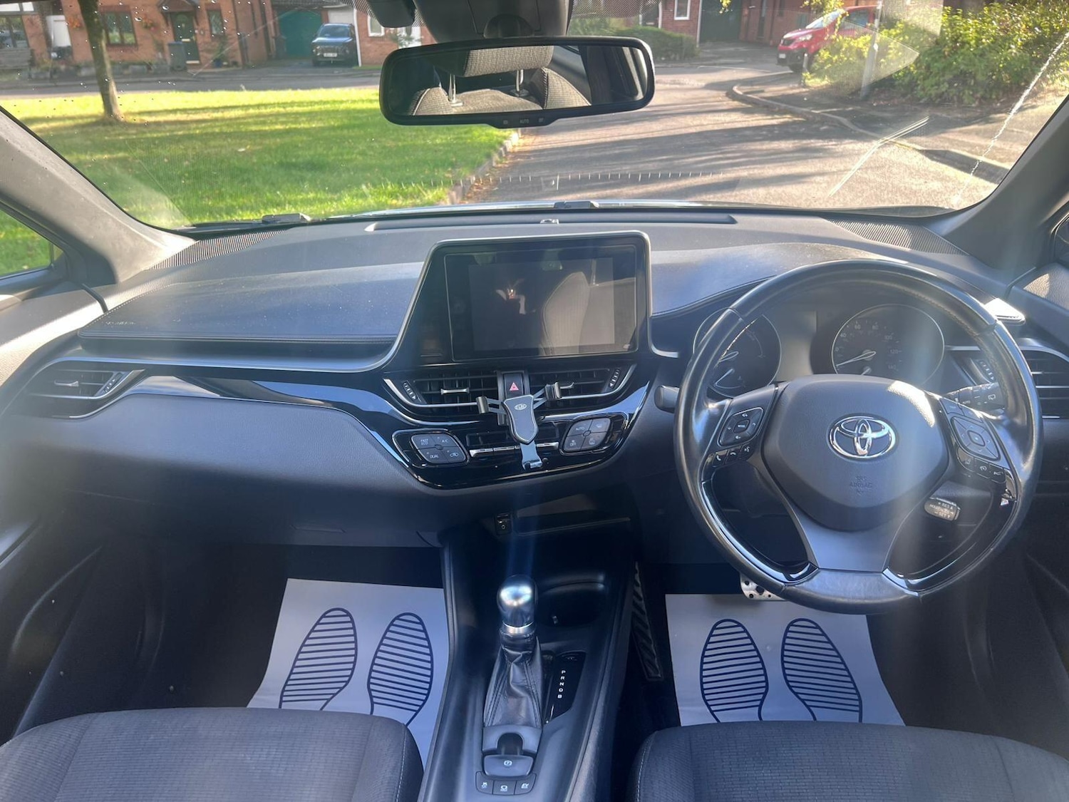 Used Toyota C-HR 2017 for sale - 77344213: Photo 12