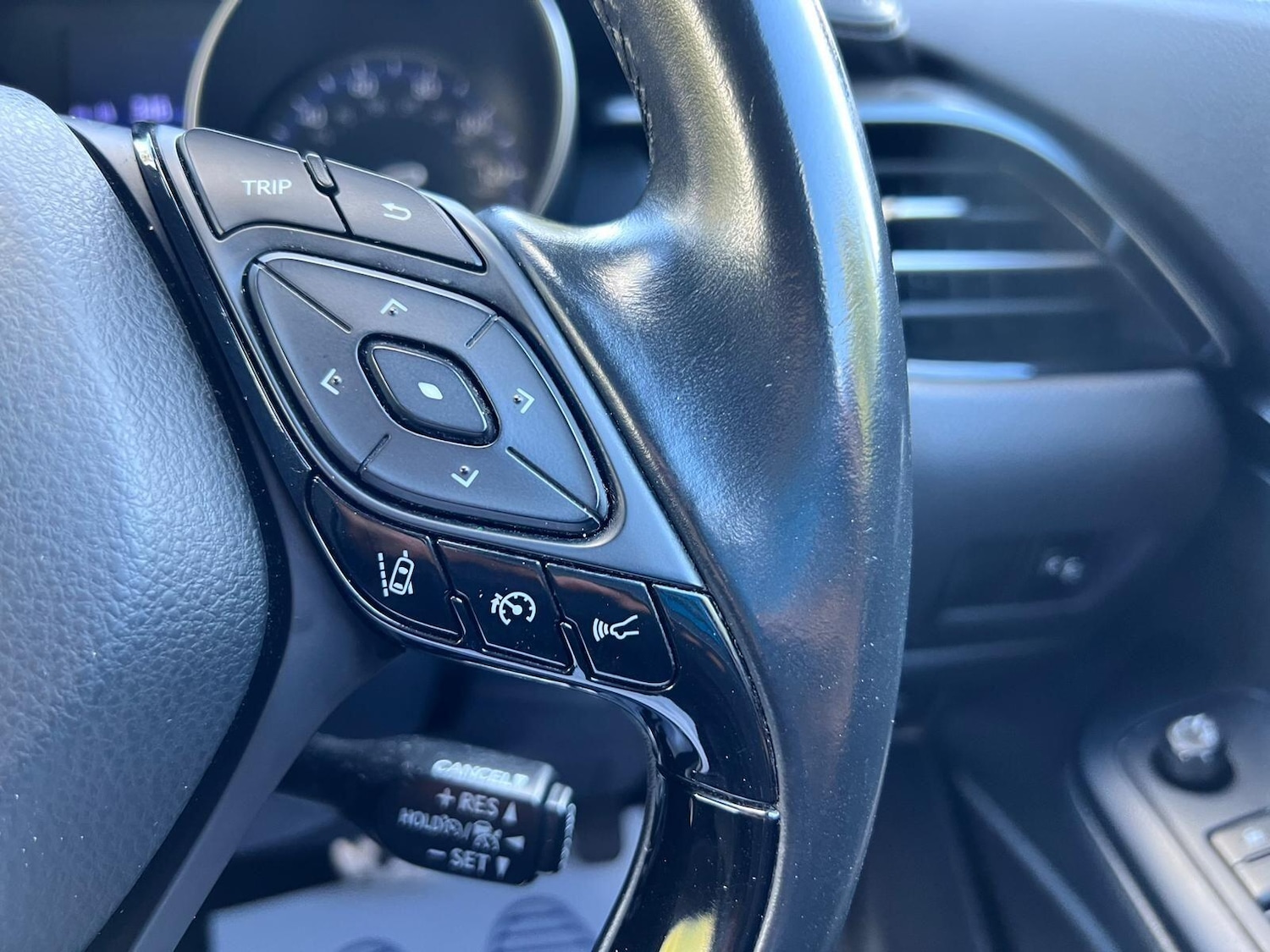 Used Toyota C-HR 2017 for sale - 77344213: Photo 20