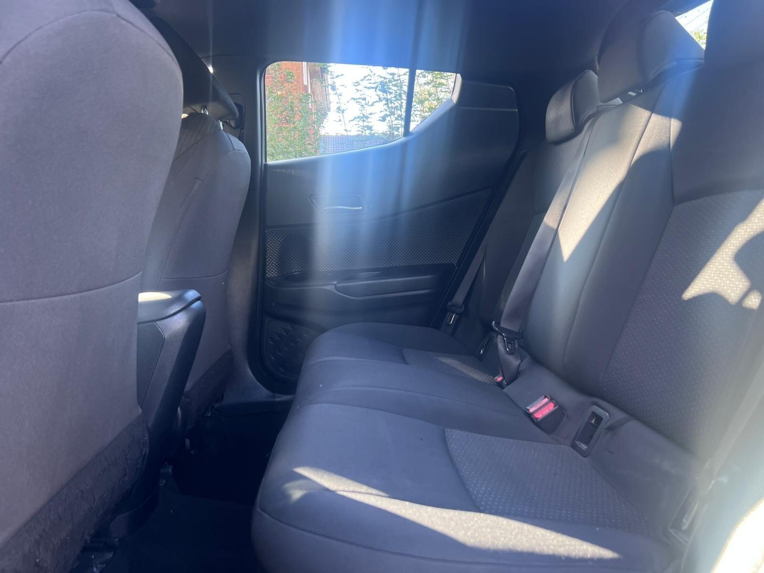 Used Toyota C-HR 2017 for sale - 77344213: Photo 26