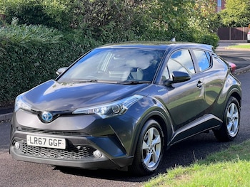 Used Toyota C-HR 2017 for sale - 77344213: Photo