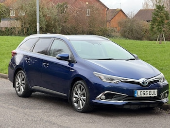 Toyota Auris feature image