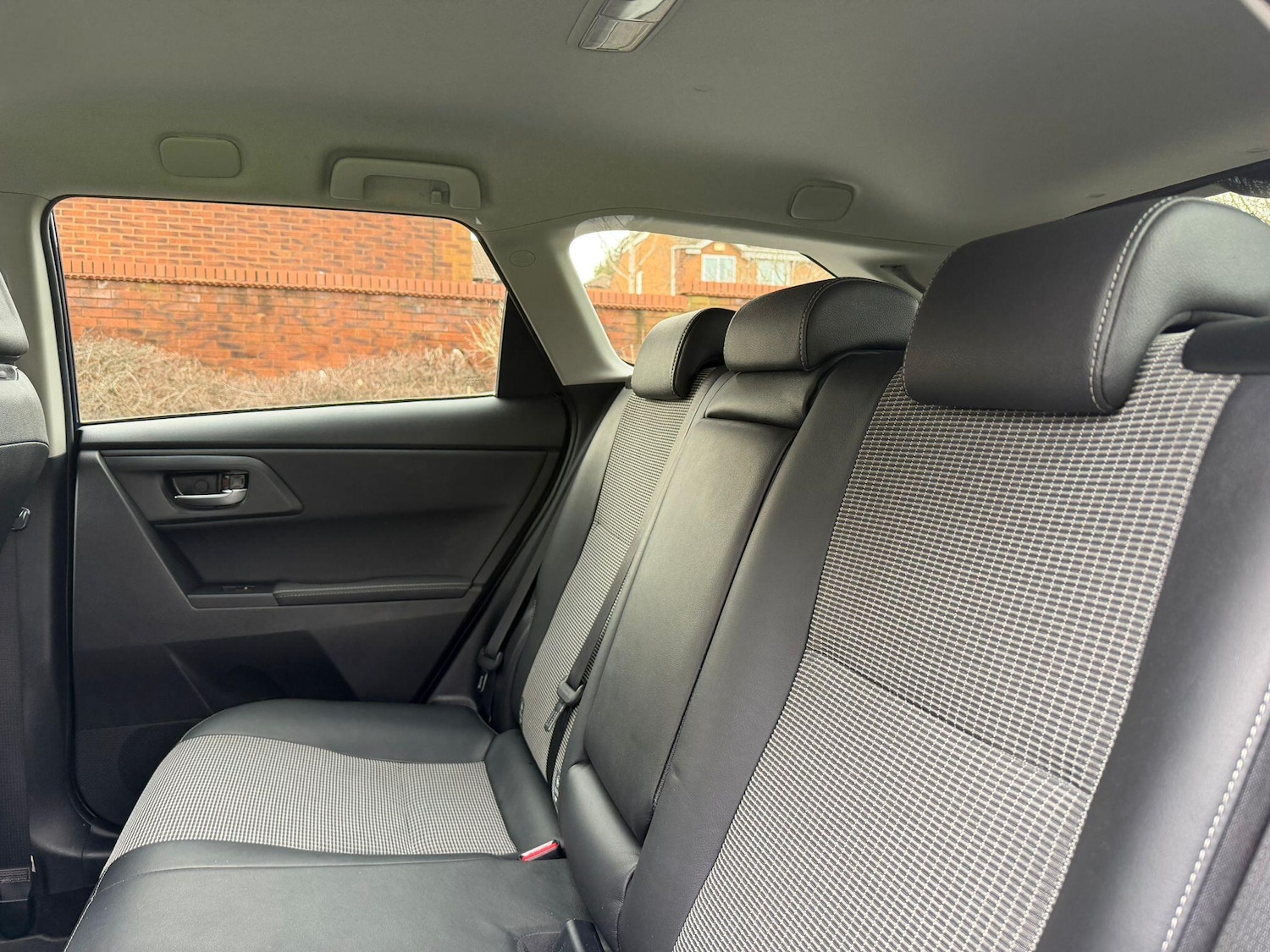 Used Toyota Auris 2015 for sale - 77633146: Photo 34