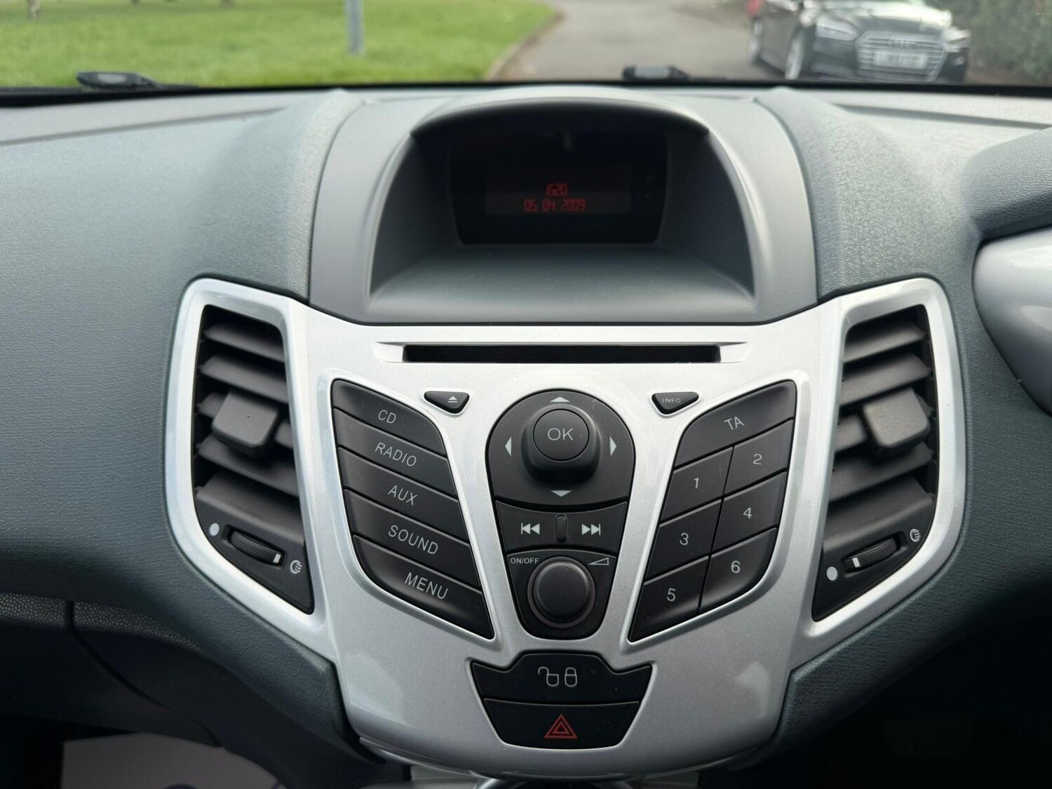 Used Ford Fiesta 2009 for sale - 78215709: Photo 16