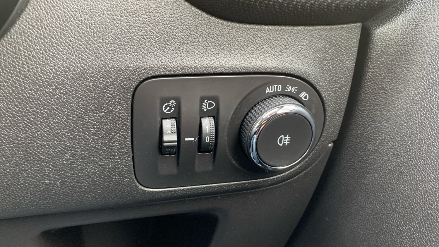 Used Vauxhall Crossland 2022 for sale - 77511919: Photo 18