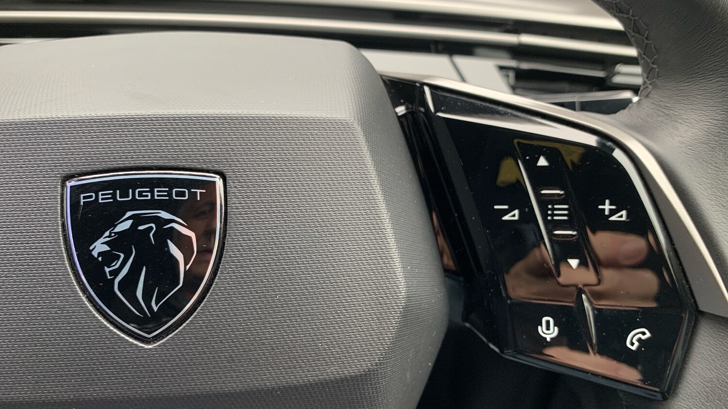 Used Peugeot 3008 2024 for sale - 76190381: Photo 24