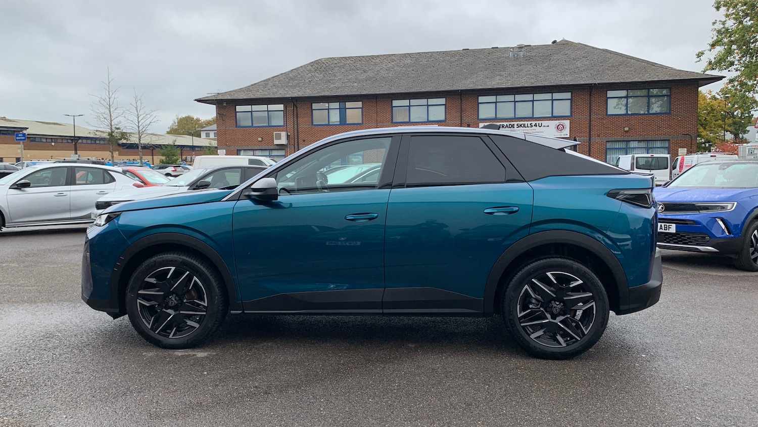 Used Peugeot 3008 2024 for sale - 76190381: Photo 6